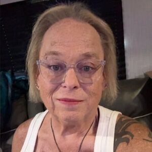 Meet your Posher, Diana